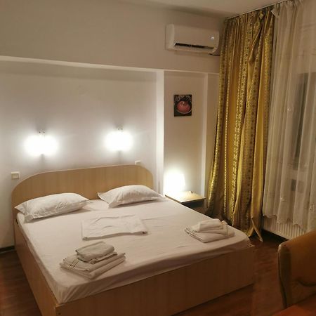 Old Center Apartament Bucureşti Ngoại thất bức ảnh