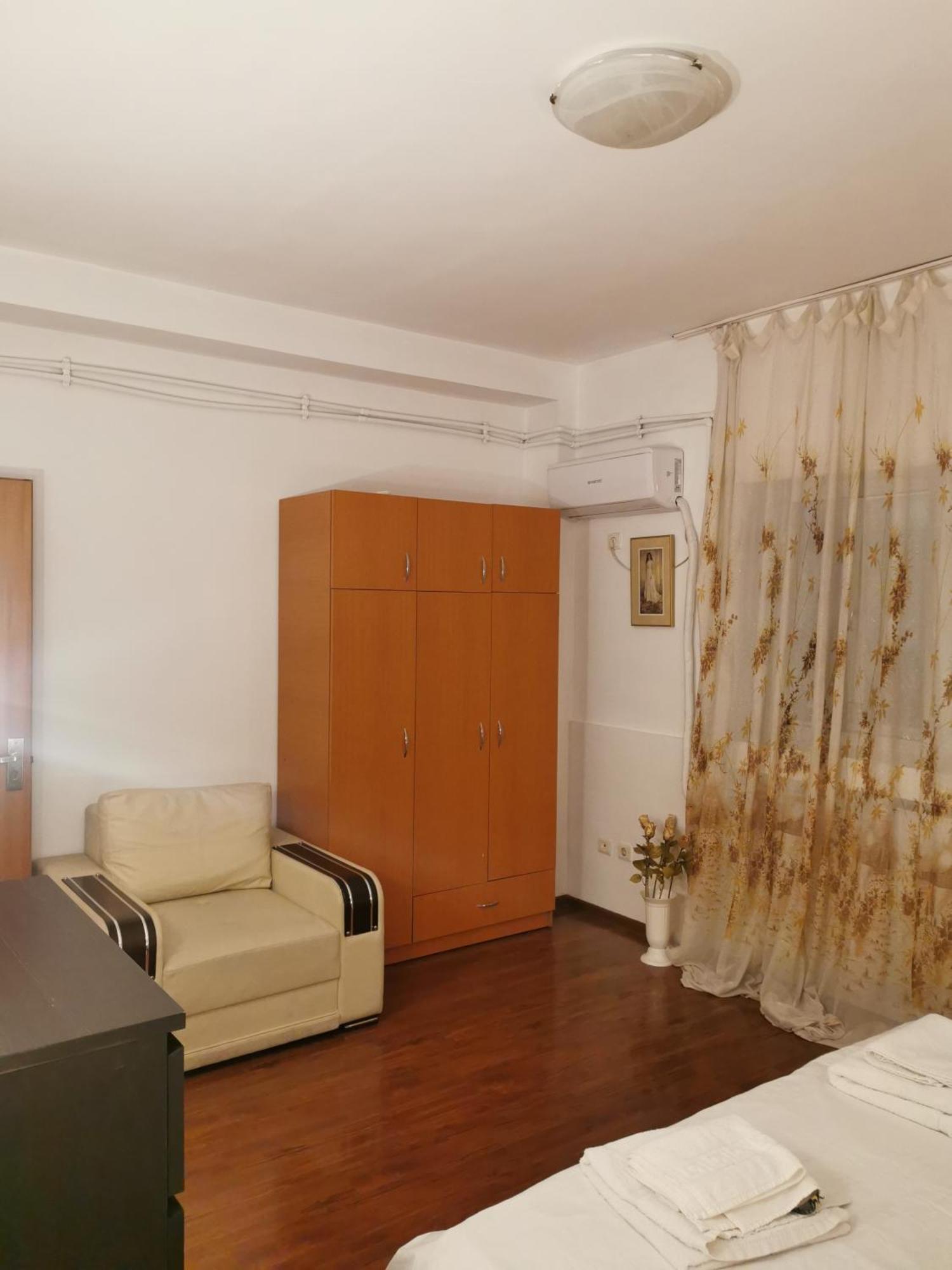 Old Center Apartament Bucureşti Ngoại thất bức ảnh